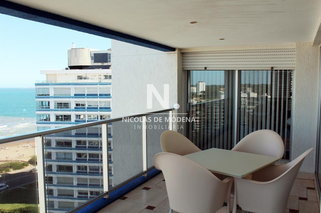 Vende apartamento en Brava, Punta del Este con 3