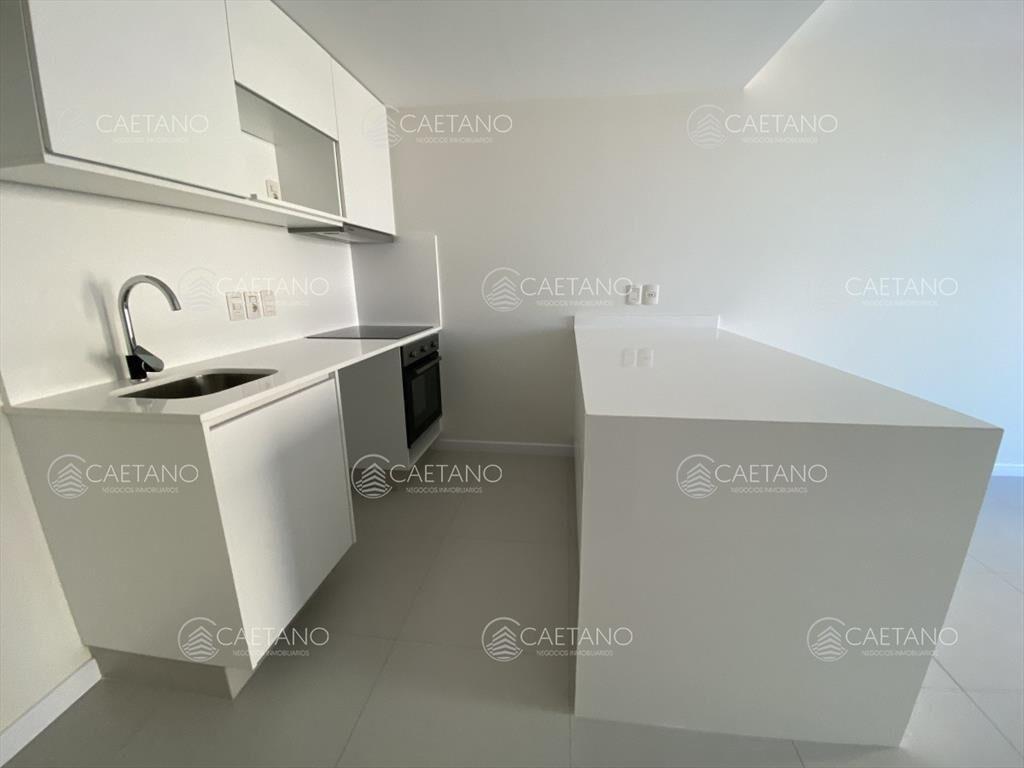 Departamento a metros del mar, parada 4 de playa