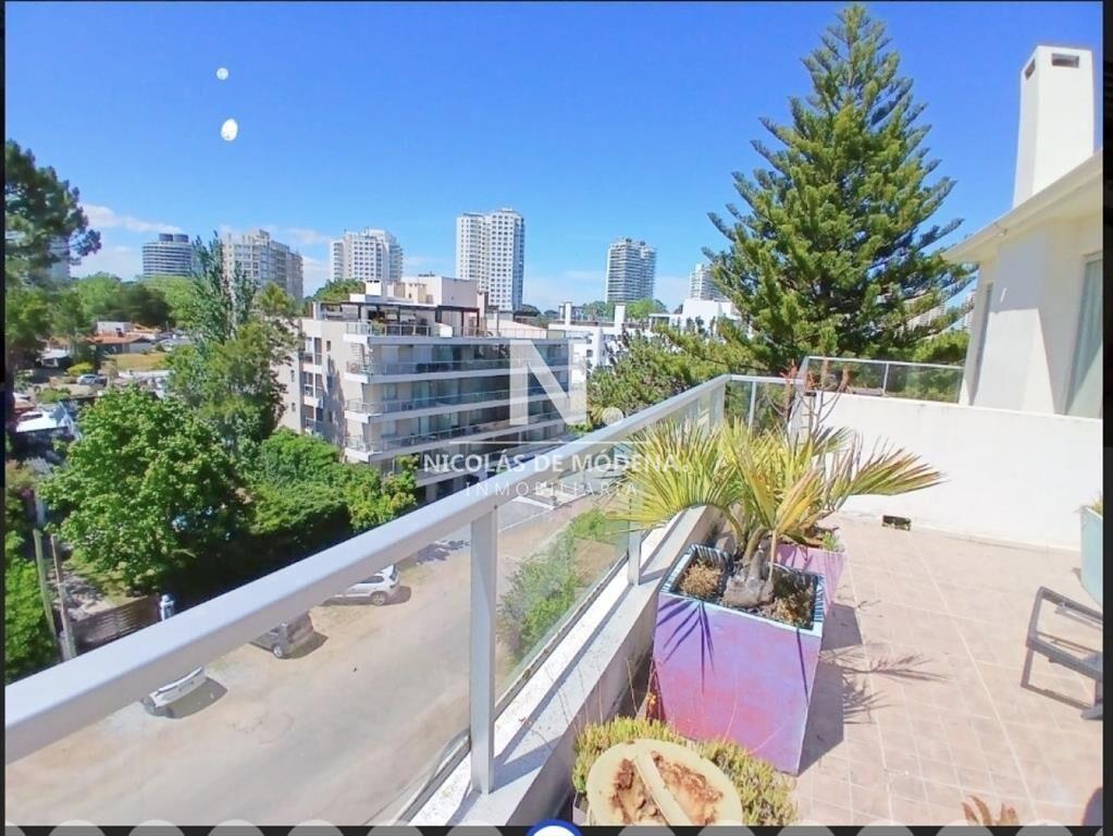 En venta apartamento de 1 dormitorio con terraza