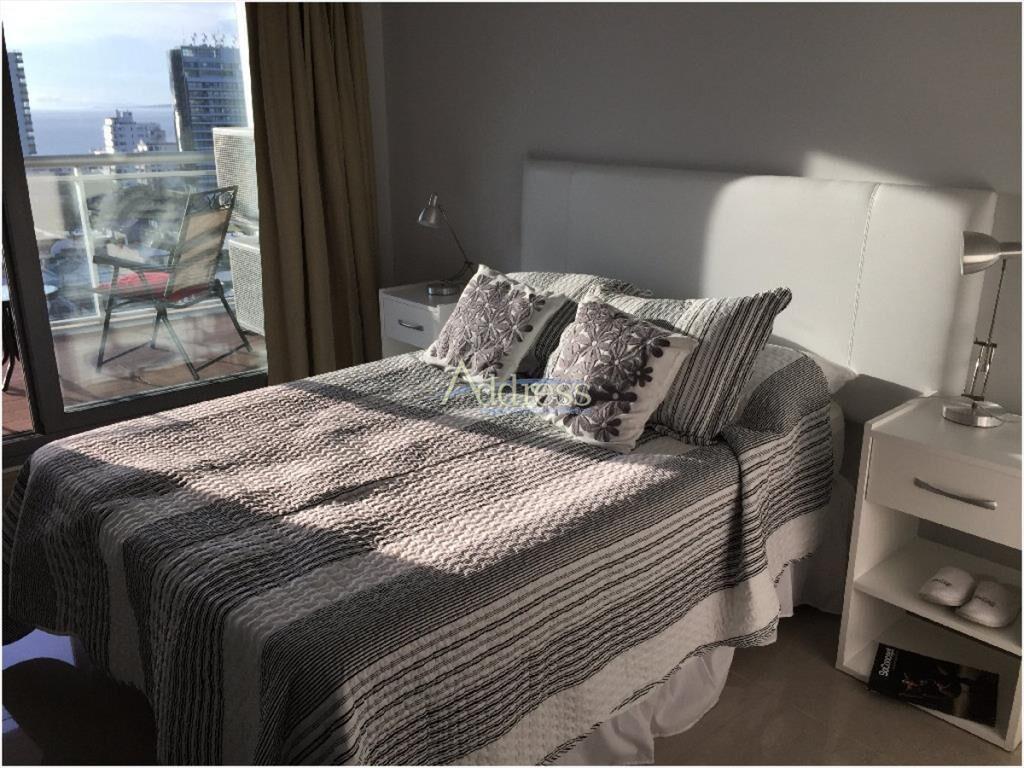 Apartamento en Brava, 1 dormitorios *
