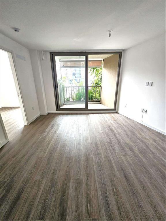VENTA APARTAMENTO 1 DORM CON TERRAZA Y PATIO