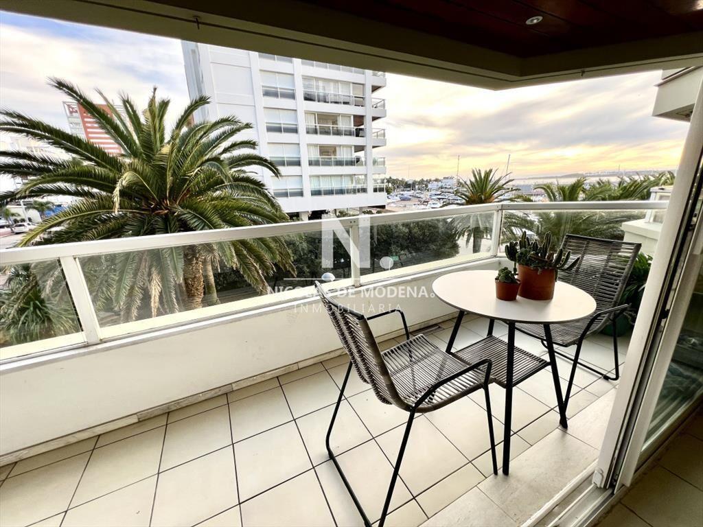 Vende apartamento en Punta del Este !