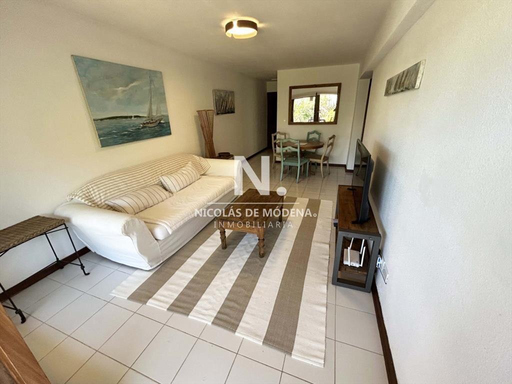 Apartamento de 3 dormitorios en Punta del Este en