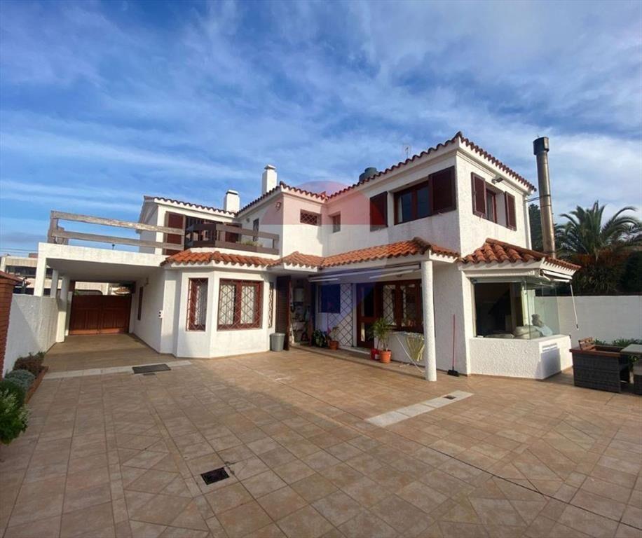 VENTA CASA PUNTA GORDA 4 DORM, SERV BARB Y PISCINA