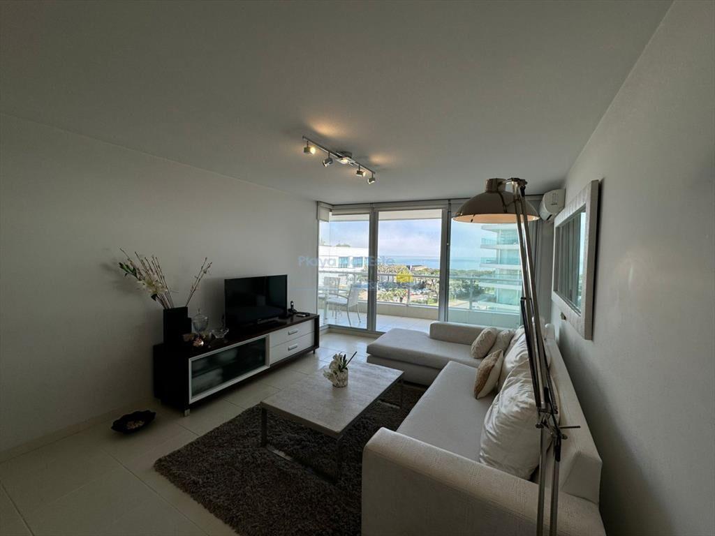 Moderno apartamento en a pasos de la Mansa