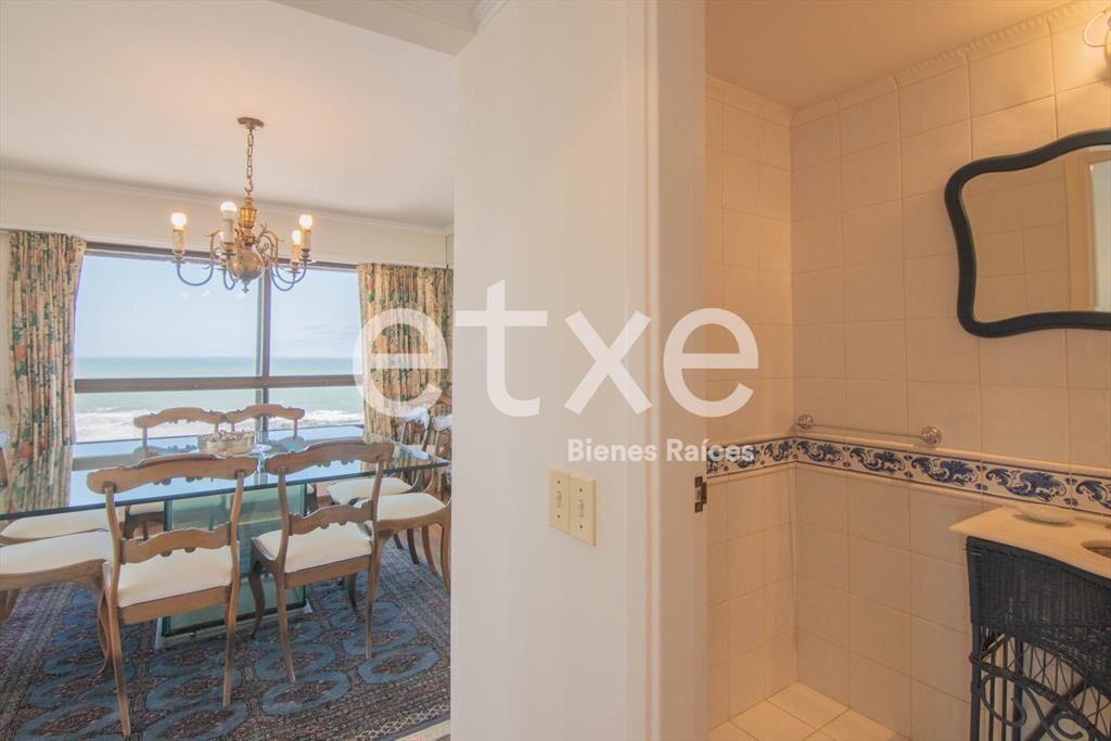 Apartamento Venta 4 Dormitorios Peninsula Punta del Este...