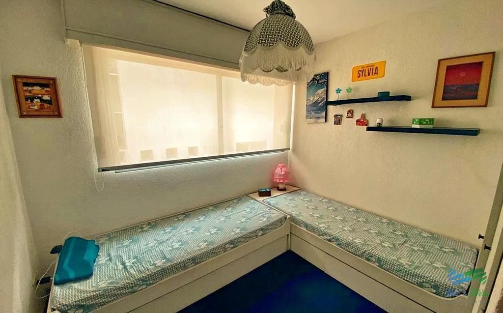 Vendo apartamento de 2 dormitorios, 2 baños y