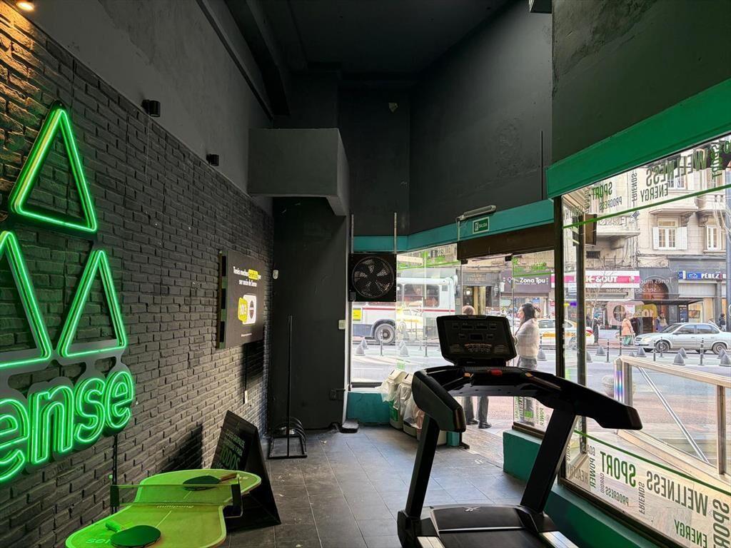 Alquila local comercial en 18 de julio y Ejido