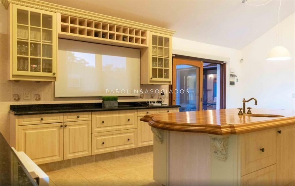 Casa en venta de 4 dormitorios en playa Mansa,