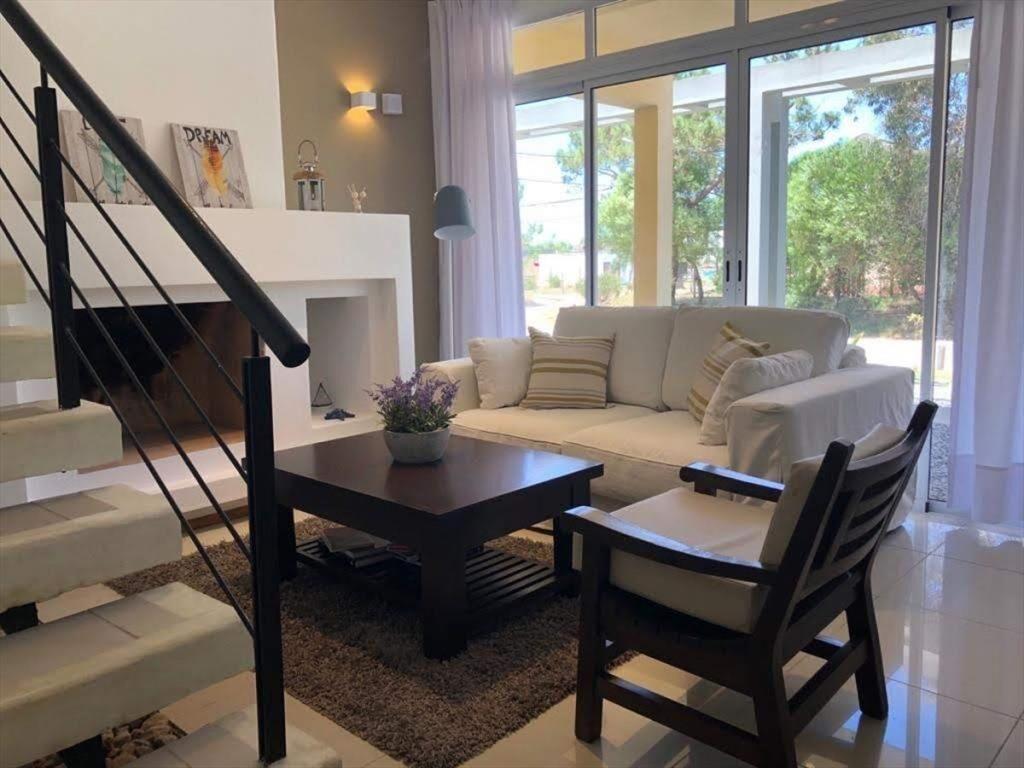 Apartamento en Manantiales - Alquiler