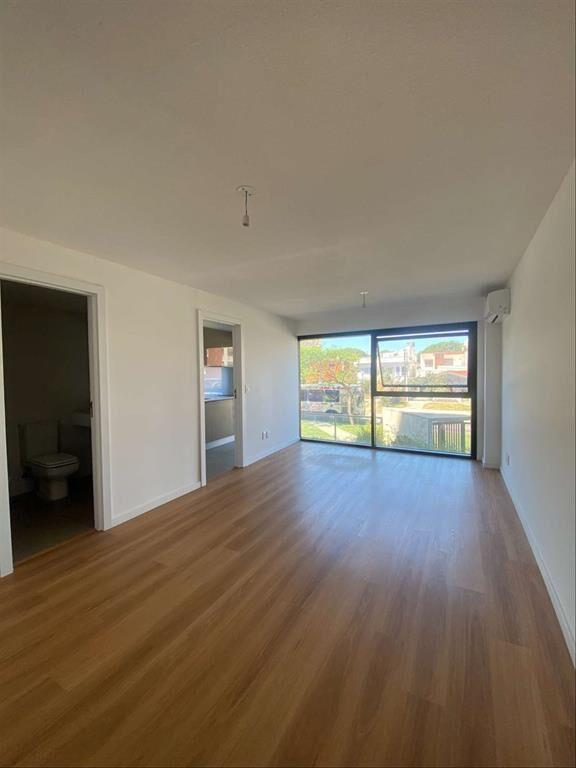Monoaambiente en Torre Arenas, con 5 torres que ofrecen el