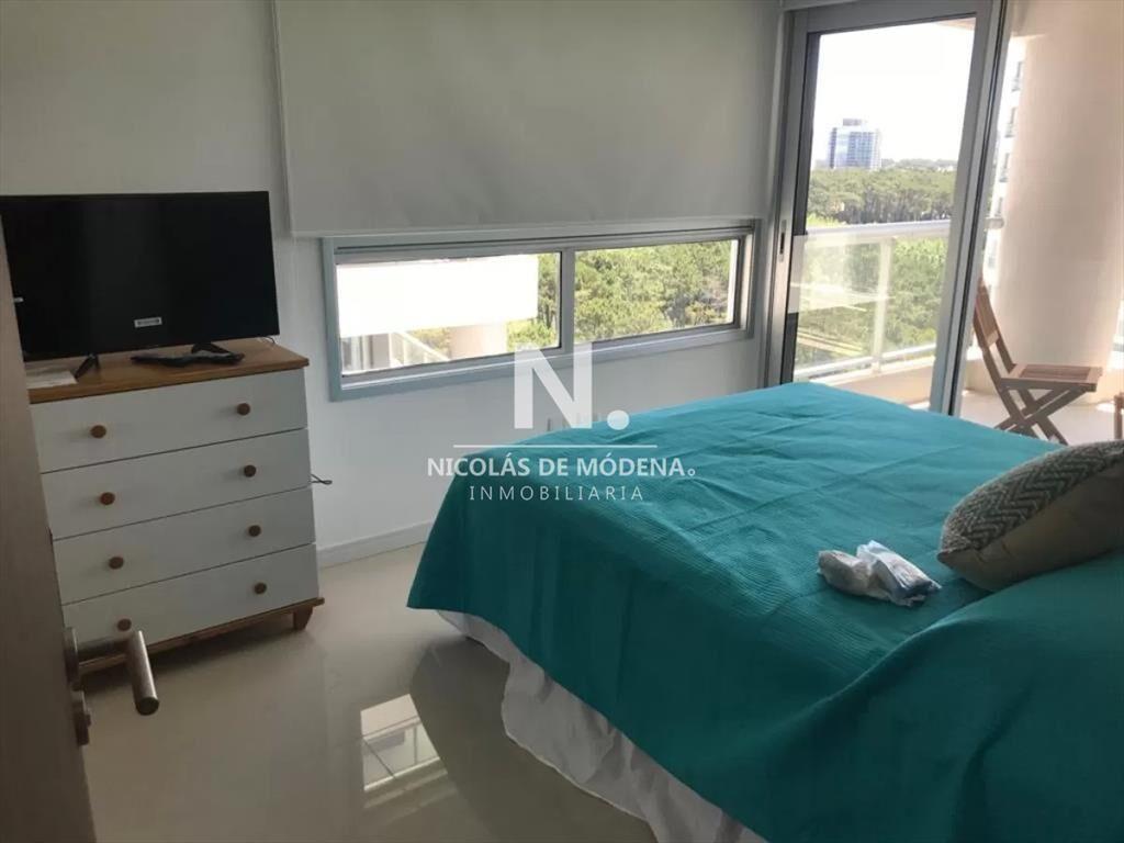 Impecable departamento, comodo e iluminado.