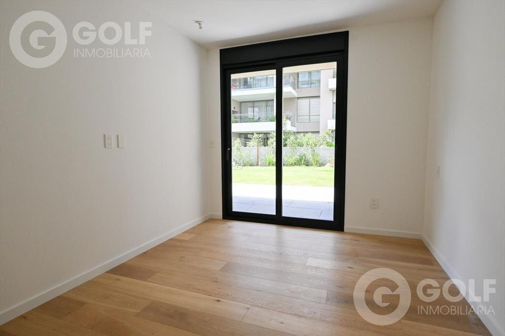 Alquiler de apartamento de 1 dormitorio con parrilla y coch
