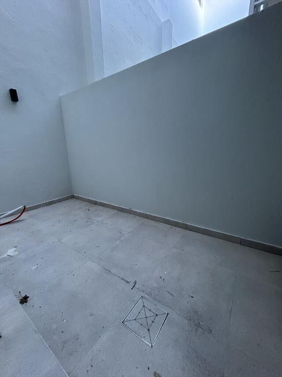 Venta apartamento monoambiente con patio en palermo a estre