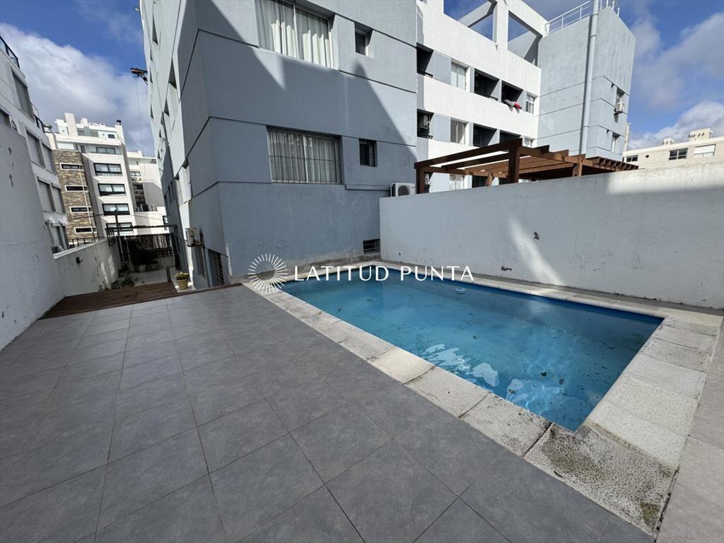 Apartamento en península con piscina propia, 3