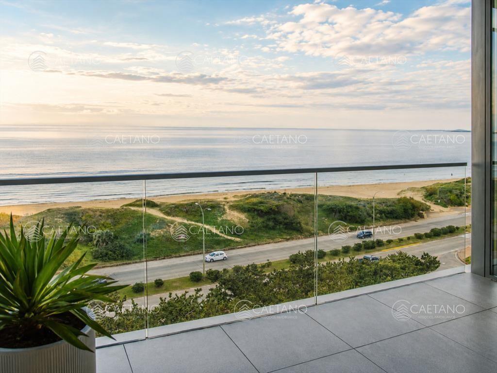Departamento con vista al mar, en el edificio