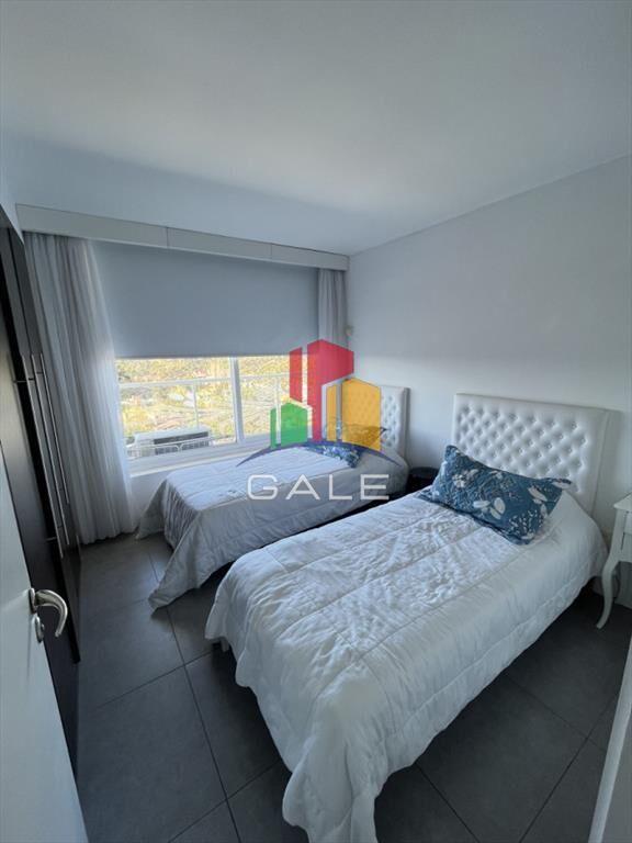 En venta apartamento de 2 dormitorios y 2 baños Punta del
