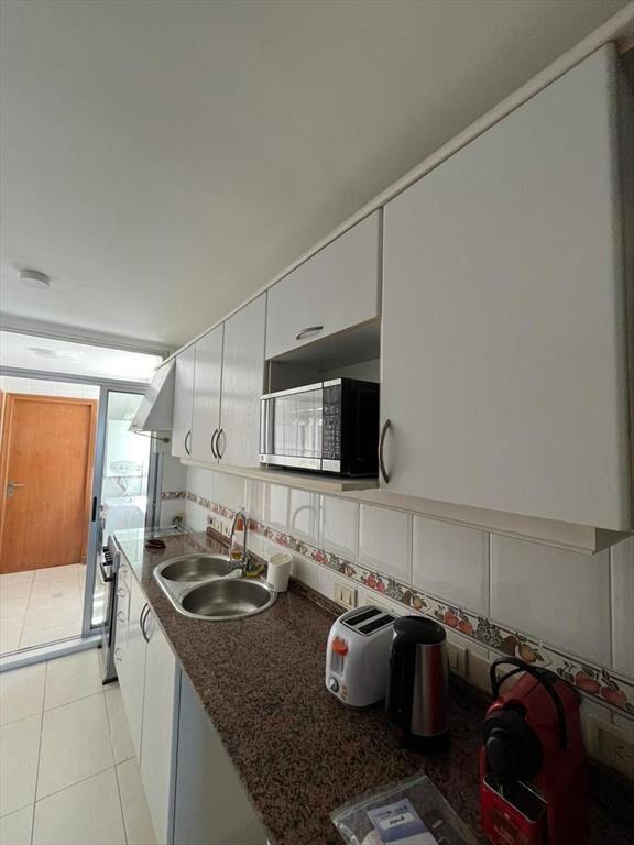 Gran apartamento con Vista al Mar en Rambla Gandhi!