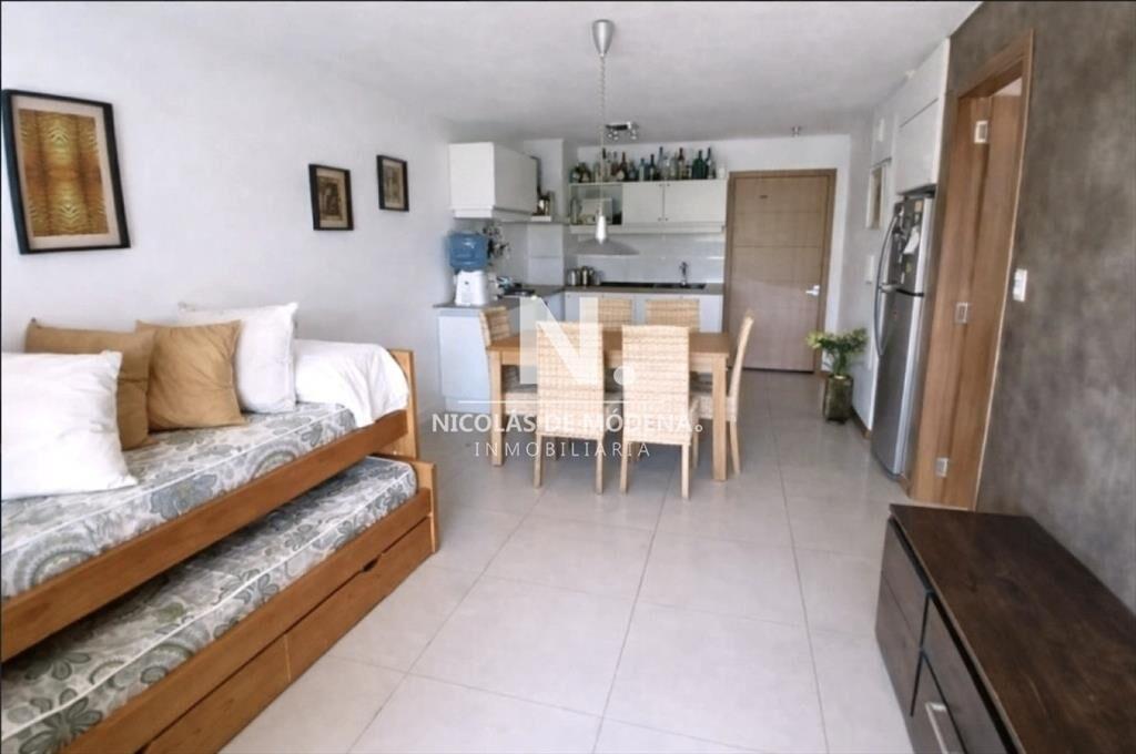 En venta apartamento de 1 dormitorio con terraza