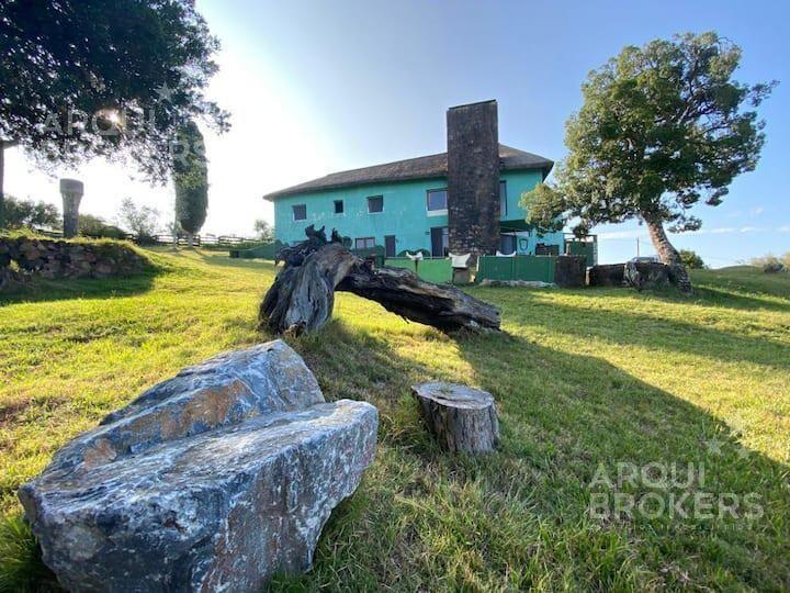 Casa de 4 dormitorios en venta en Villa Serrana