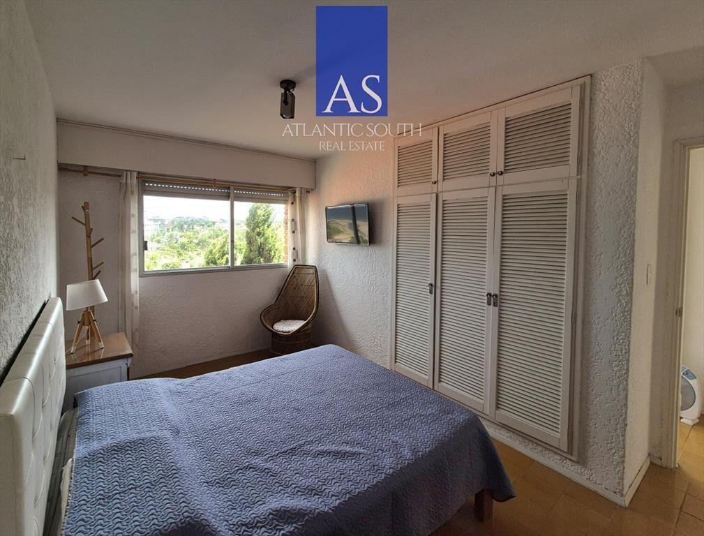 Apartamento venta 2 dormitorios terraza cochera