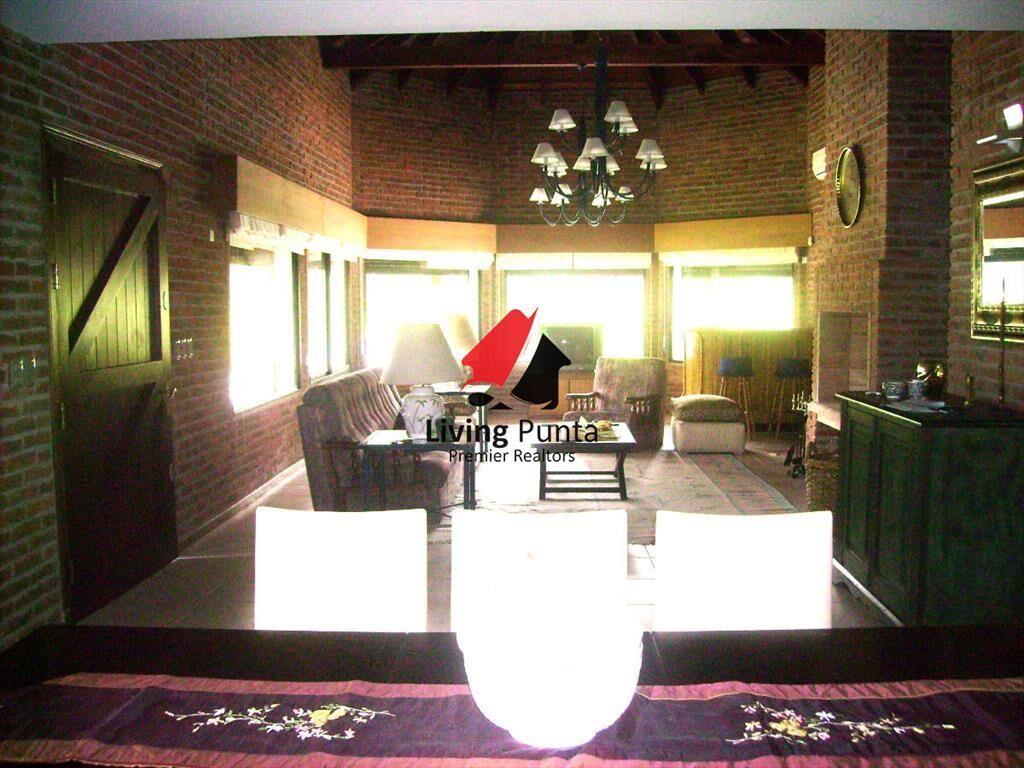 Casa en Mansa, 4 dormitorios *