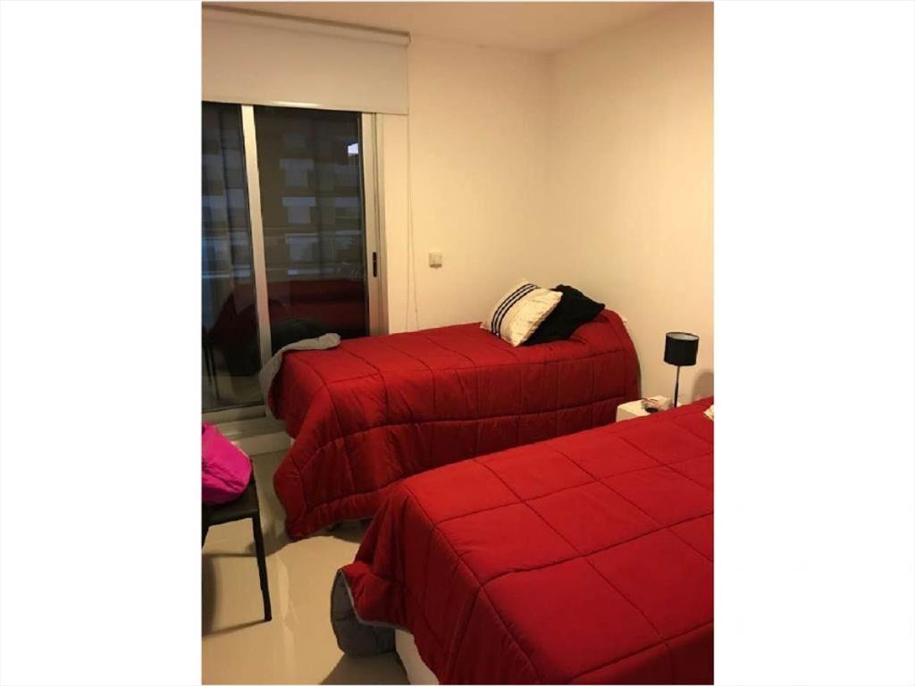Apartamento en Brava, 3 dormitorios *