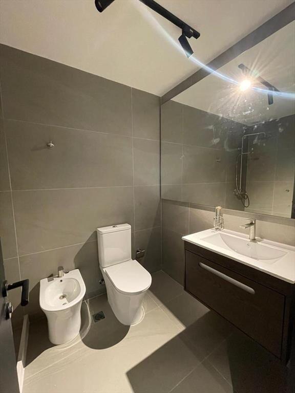 Apartamento en Venta, 1 dormitorio con balcón, piscina, sau