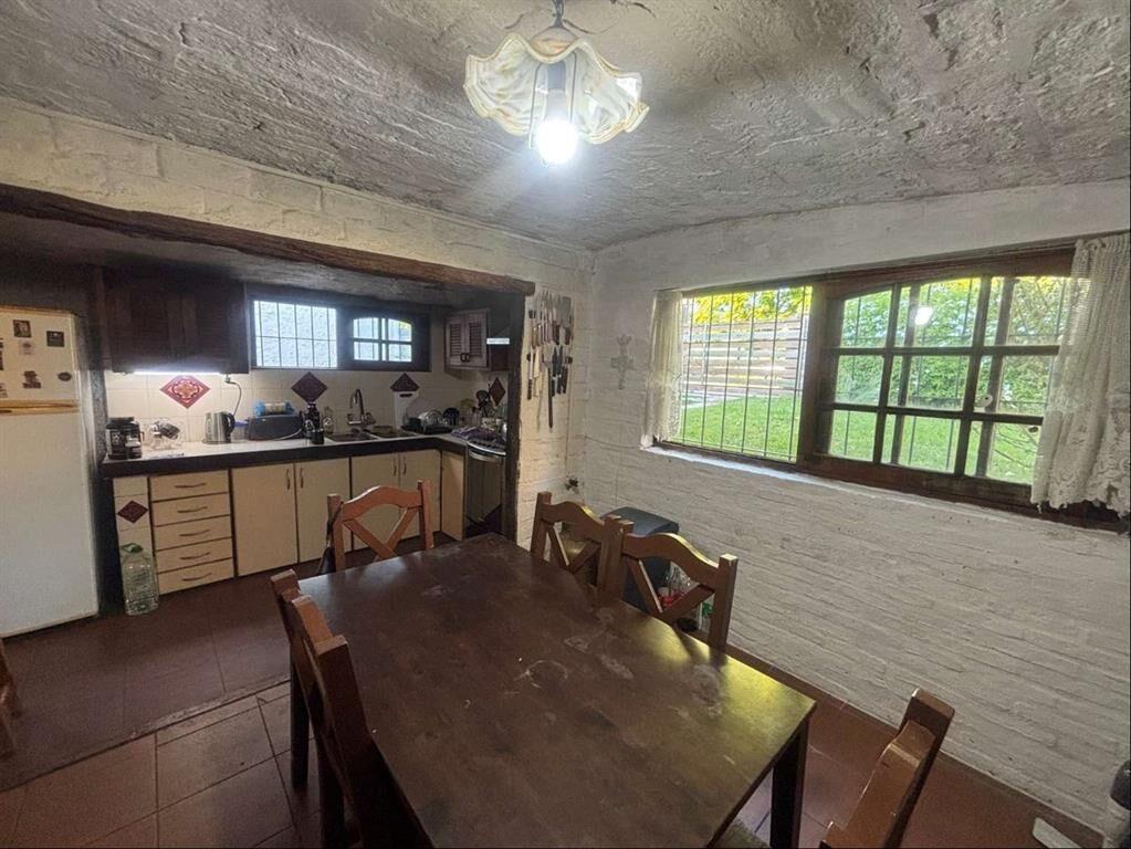 Dos casas con barbacoa y amplio terreno. Parque Rivera, Mal