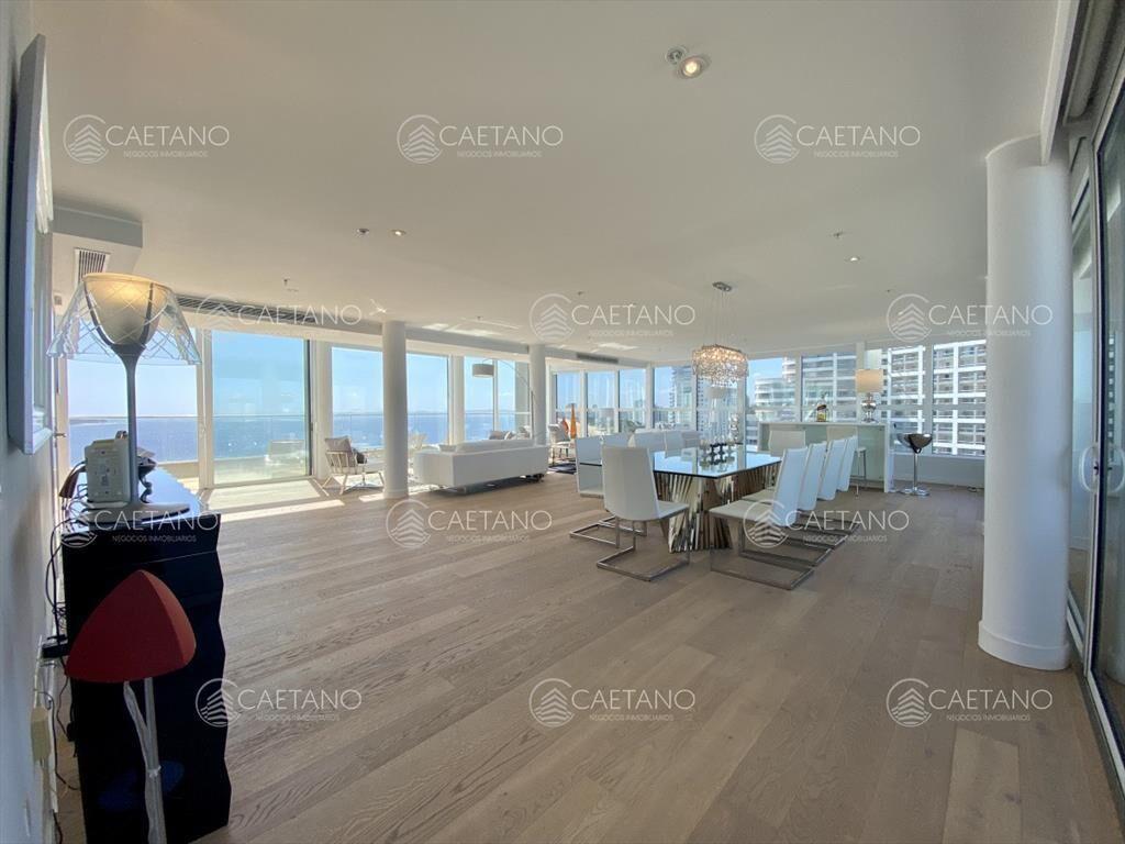 Penthouse Punta del Este con espectacular vista