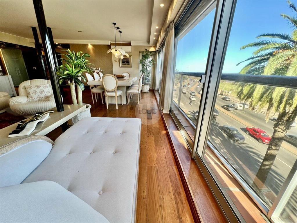 Venta Apartamento frente Puerto del Buceo Vista al Mar; 3 D