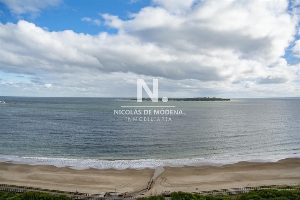 Departamento en venta en Millenium Tower, Punta