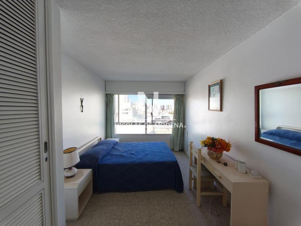 Apartamento EN VENTA - 3 dormitorios en - Punta