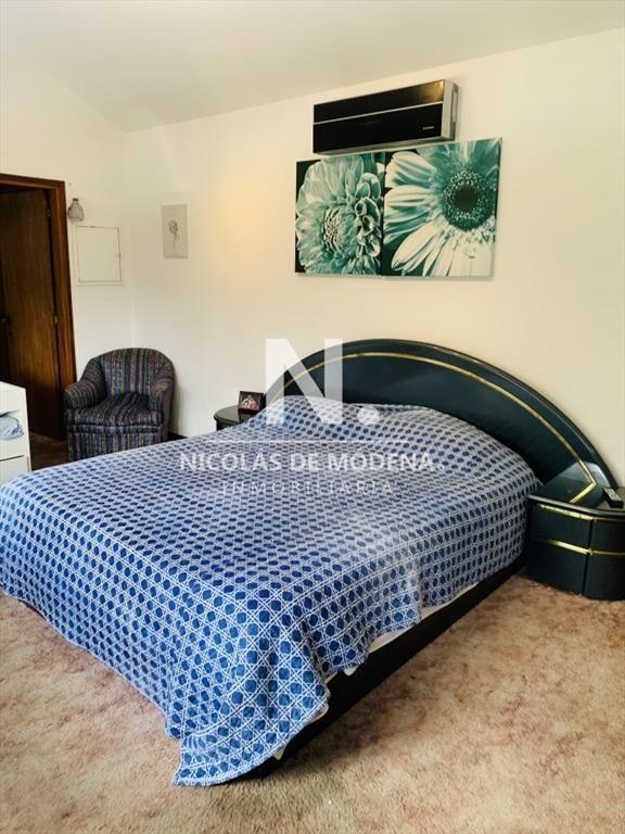 Casa en venta en zona residencial.