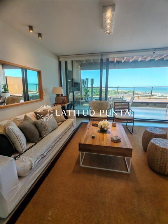 Apartamento 2 dormitorios en suite. Punta Ballena
