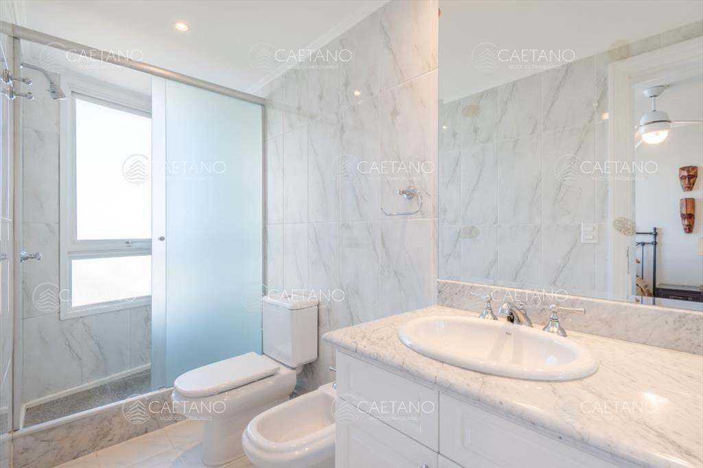 Millenium Tower Apartamento en Venta - Tres en