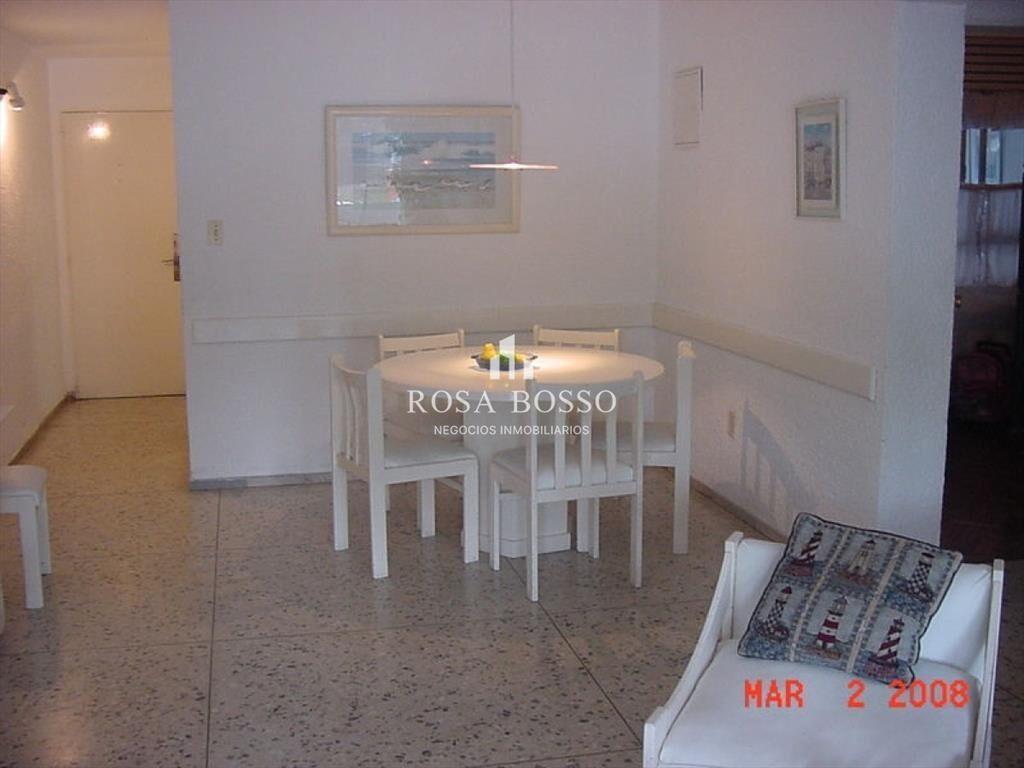Apartamento en Peninsula, 2 dormitorios *