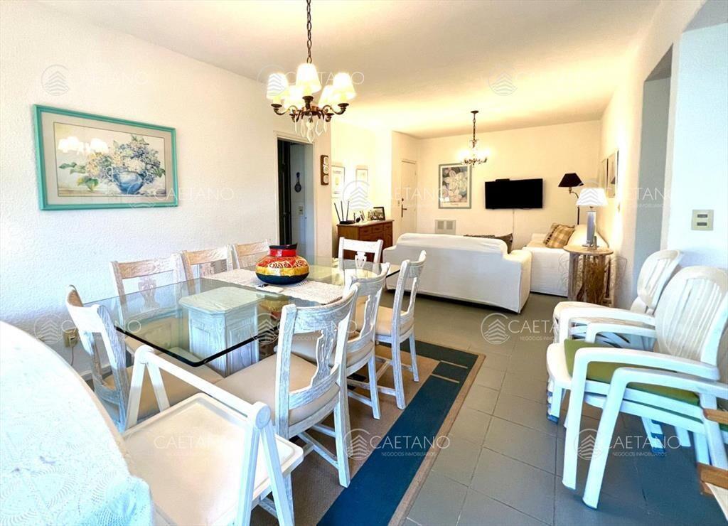 En venta, playa mansa, zona parada 16, de 3 con