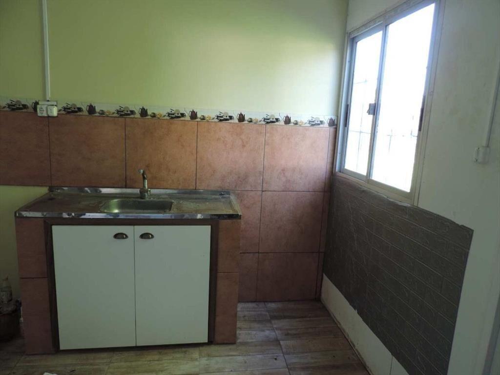 Apartamento  semi amueblado  para  estudiantes