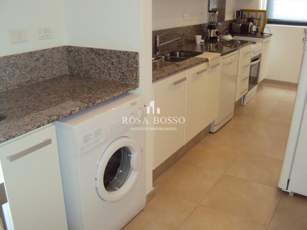 Apartamento en venta de dos dormitorios en Punta del Este