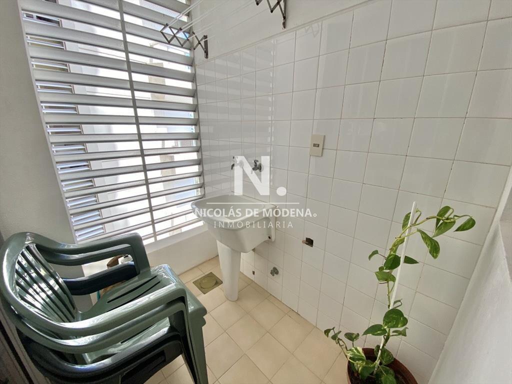 Vende impecable apartamento de 2 dormitorios en Brava - Pun
