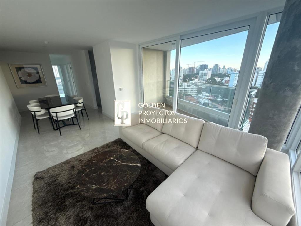 Apartamento en Venta 3 dormitorios 2 baños Punta