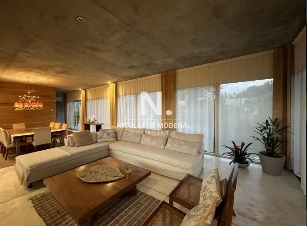 Casa en Village del Faro de 5 dormitorios en