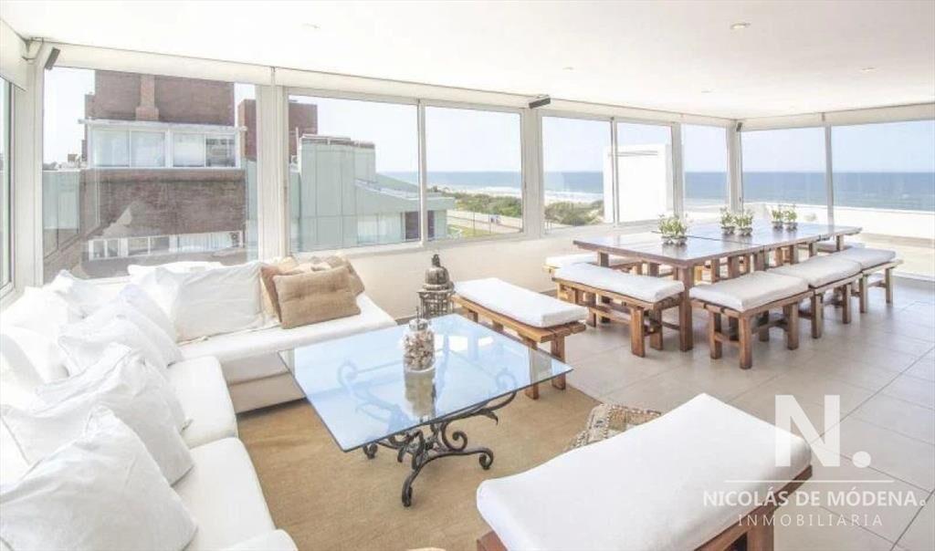 PLAYA BRAVA, PRIMERA LINEA AL MAR PENTHOUSE!!!