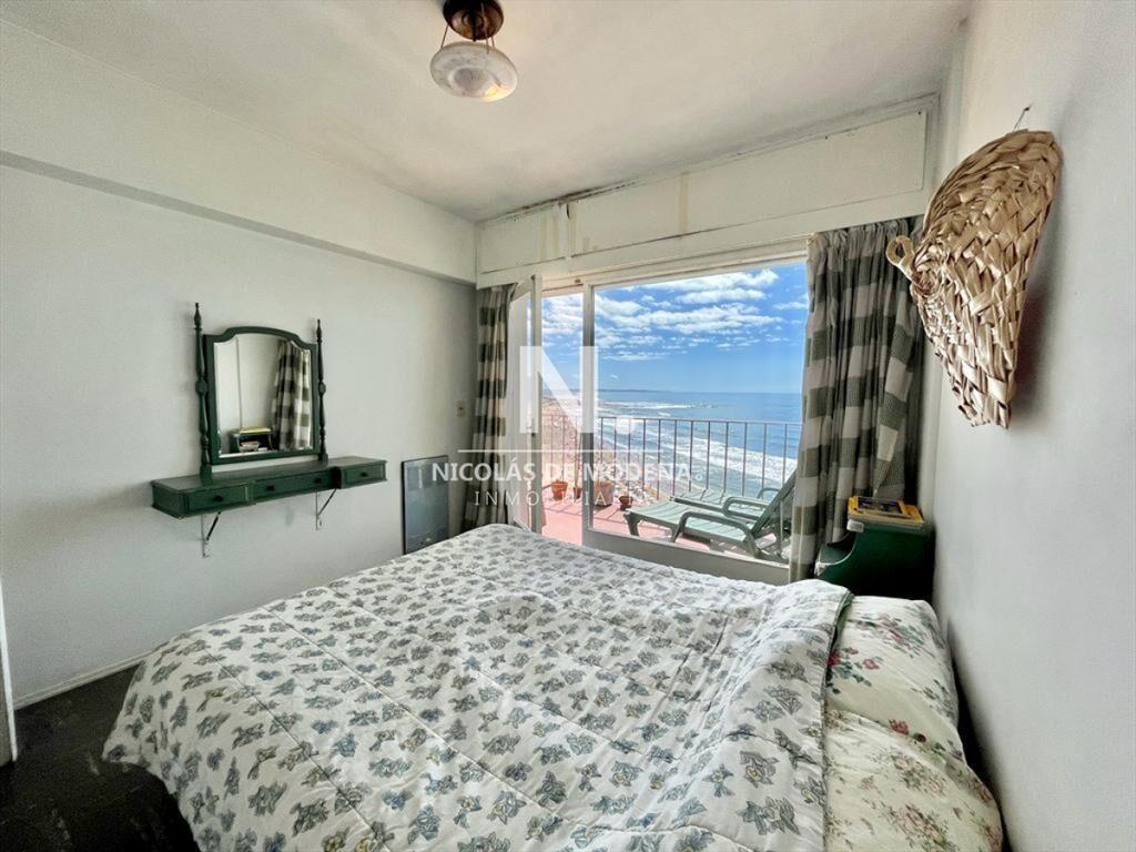 Apartamento de un dormitorio en venta en Punta