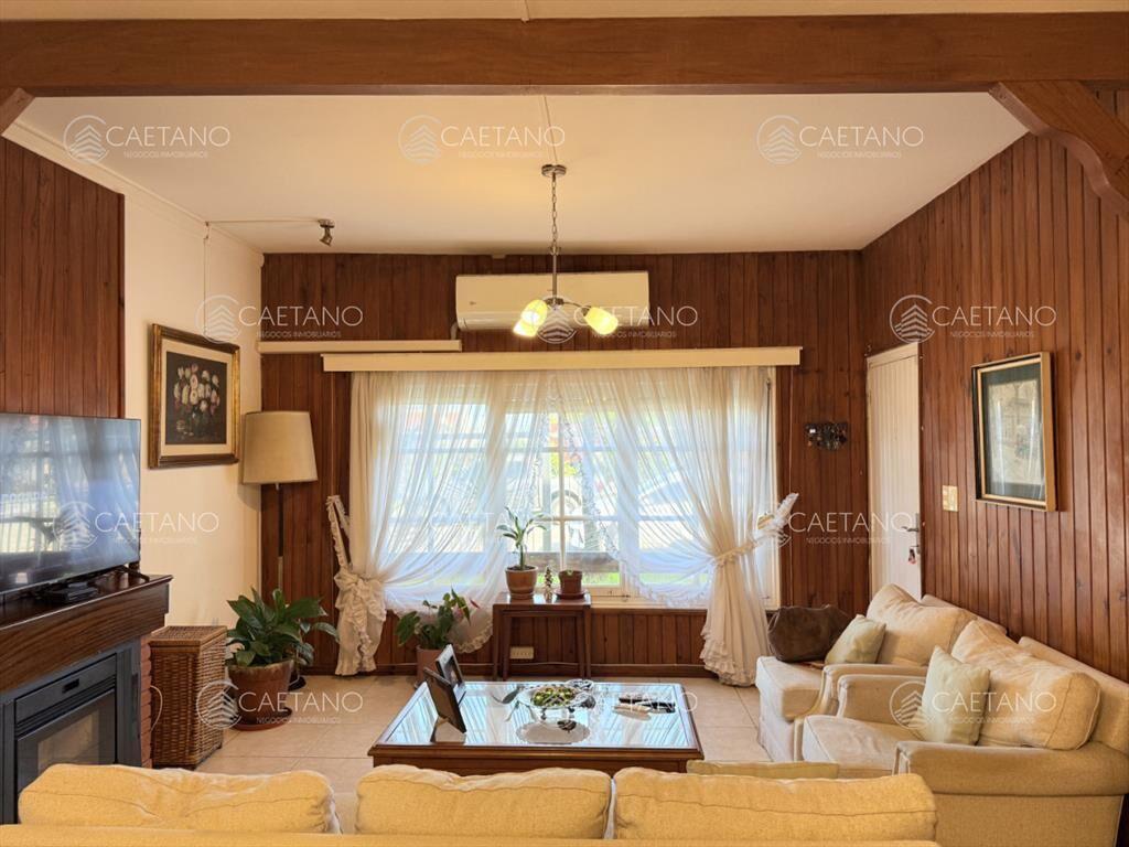Venta casa 4 dormitorios, Playa Mansa
