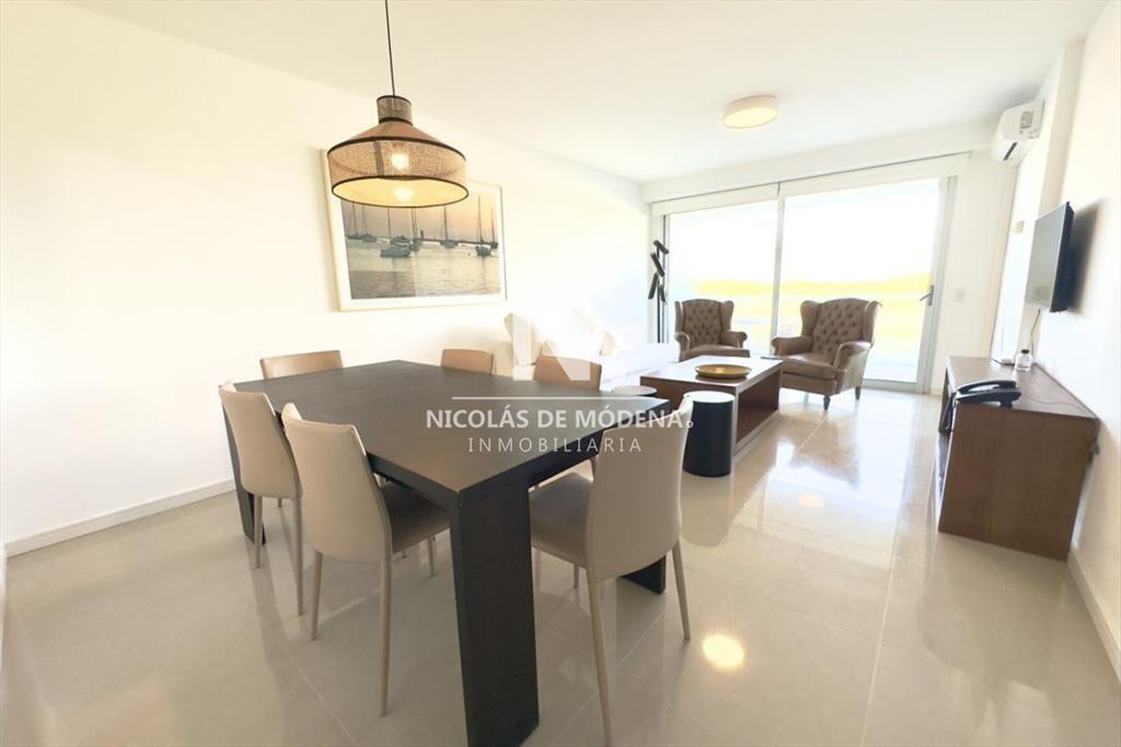 Apartamento de 3 dormitorios en venta Playa Brava