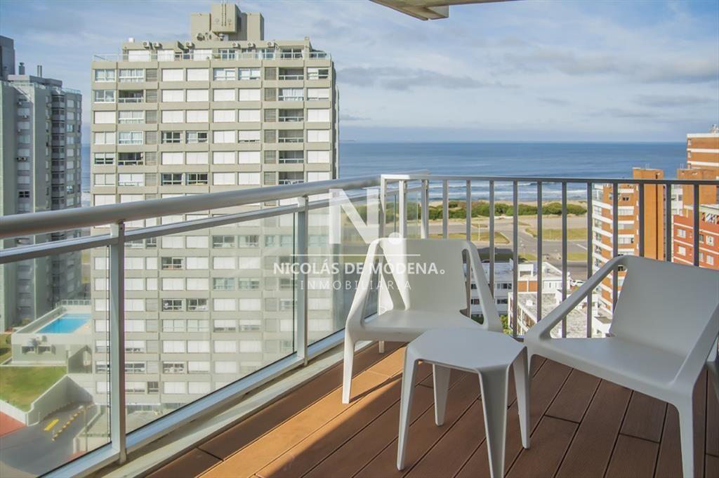 Apartamento de 2 dormitorios en venta en Torre a