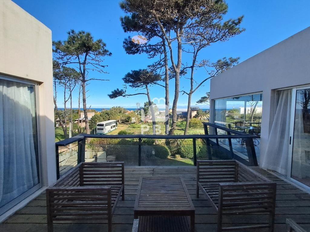 Venta de casa 6 dormitorios en la Barra  - Ref :