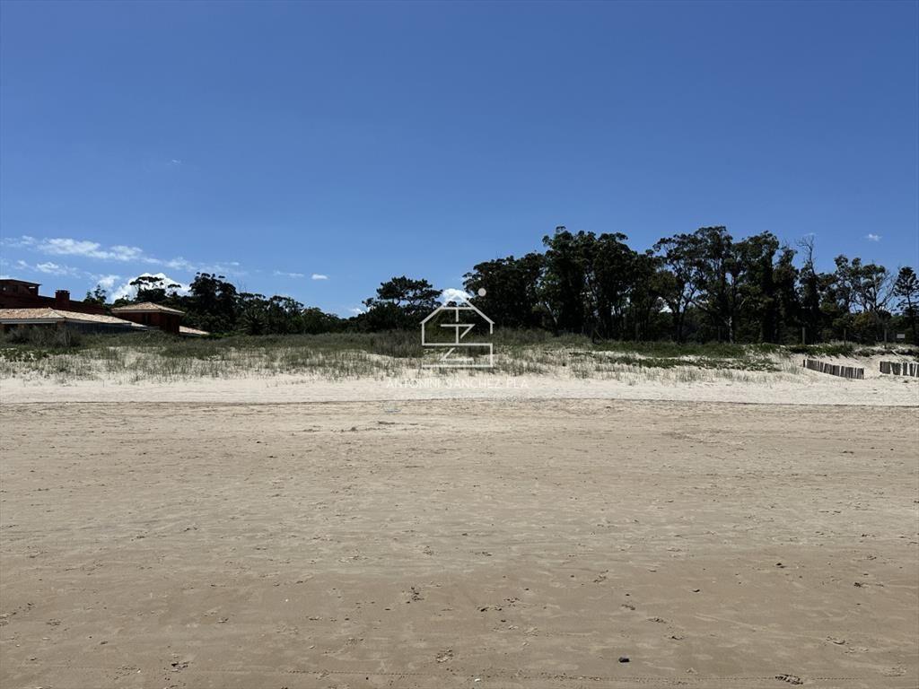 Terreno sobre el mar en Solanas